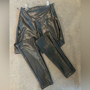 Black Pleather Highwaisted leggings